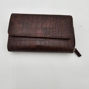 Crocodile-Embossed Brown Women's Wallet